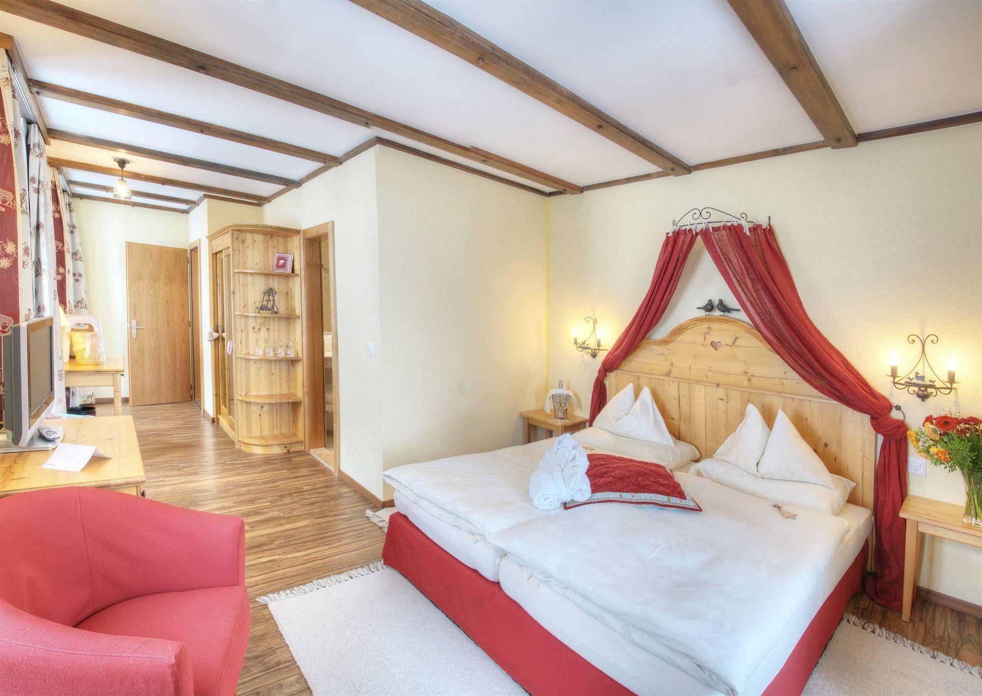 Sunstar Hotel Saas-Fee Esterno foto
